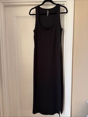 Beyond Yoga Sleek Getaway Black Maxi Tank Dress